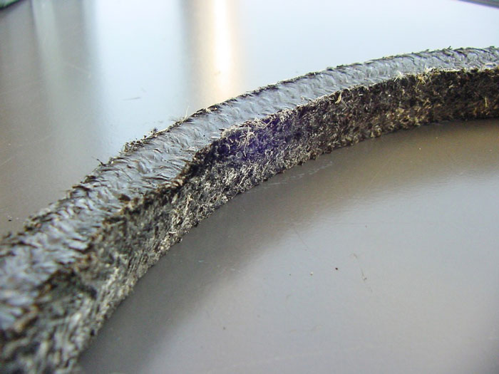 Extrusion of the seal material