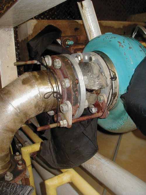 Figure 2. Insulated joint failure