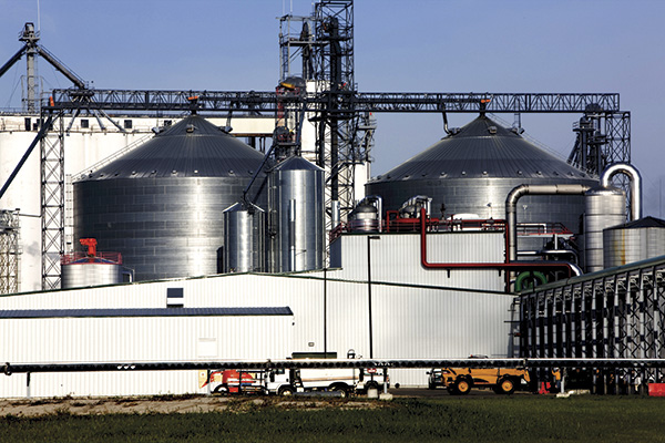 
Image 2. High-temperature, stainless-steel submersible pumps in the sump application proved effective for a Midwest-based research center working to improve the ethanol process.