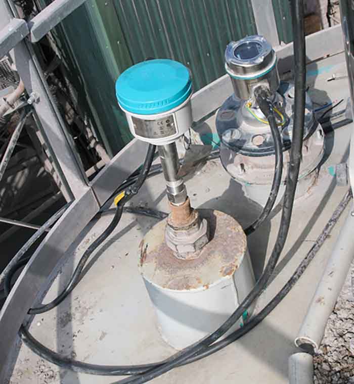 level transmitter