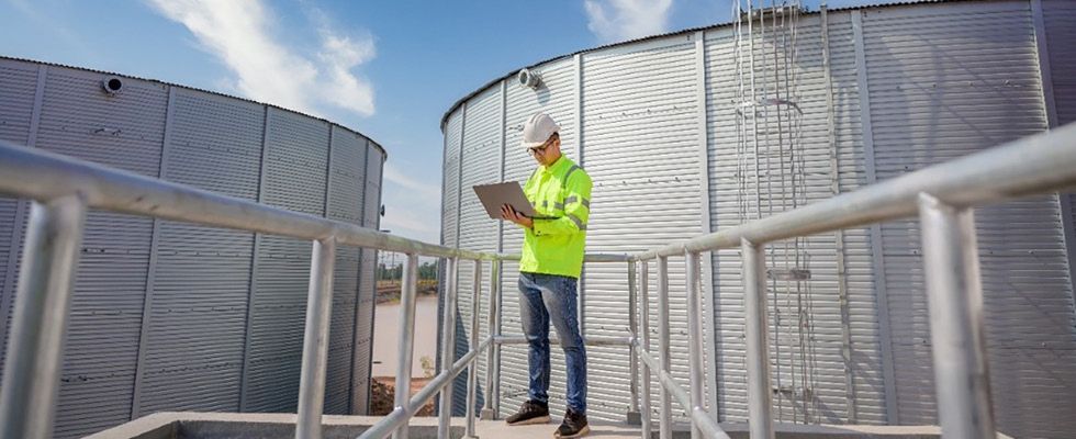 IMAGE 2: Monitoring process conditions remotely from electrical and mechanical equipment