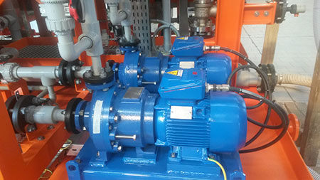 IMAGE 2: Magnetic drive chemical pumps