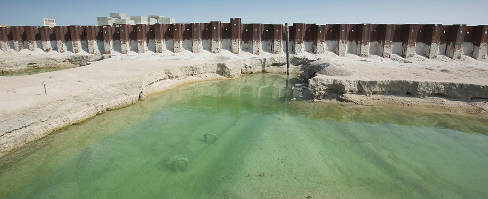 IMAGE 1: Piling for dewatering operation 