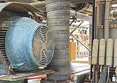 Automatic, single-point lubricators on a slurry pump